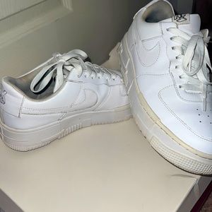 Lightly used Air Force One pixels size 10